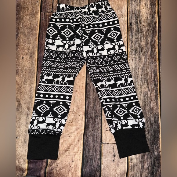 Christmas Toddler Pj Set - Picture 6 of 6